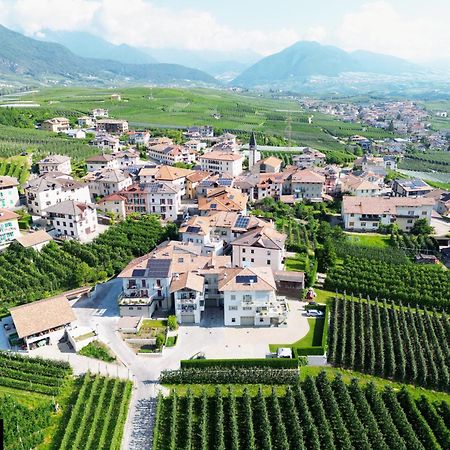 Le Rocce Val Di Non - Quality Room & Breakfast Tassullo Exteriör bild