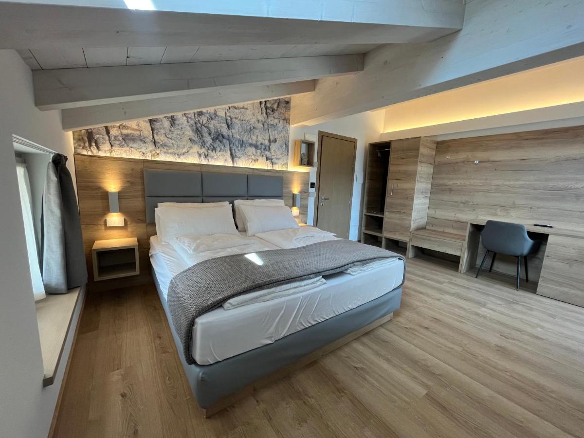 Le Rocce Val Di Non - Quality Room & Breakfast Tassullo Exteriör bild