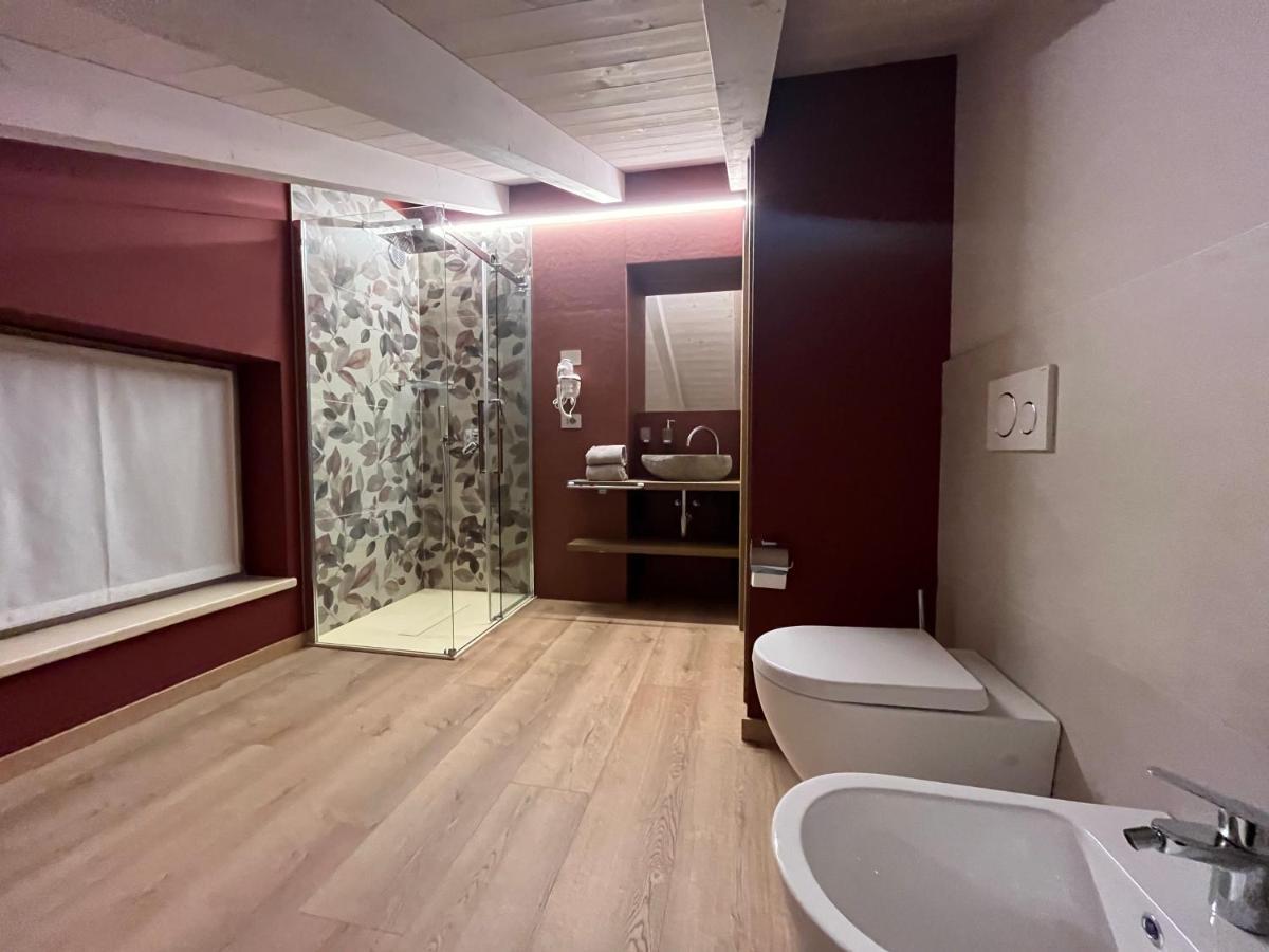 Le Rocce Val Di Non - Quality Room & Breakfast Tassullo Exteriör bild