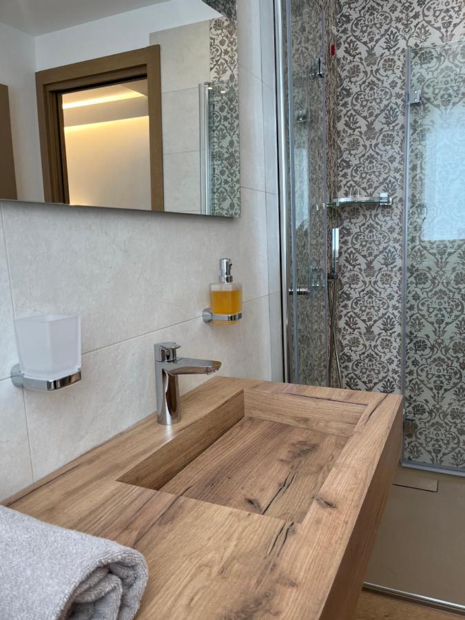 Le Rocce Val Di Non - Quality Room & Breakfast Tassullo Exteriör bild