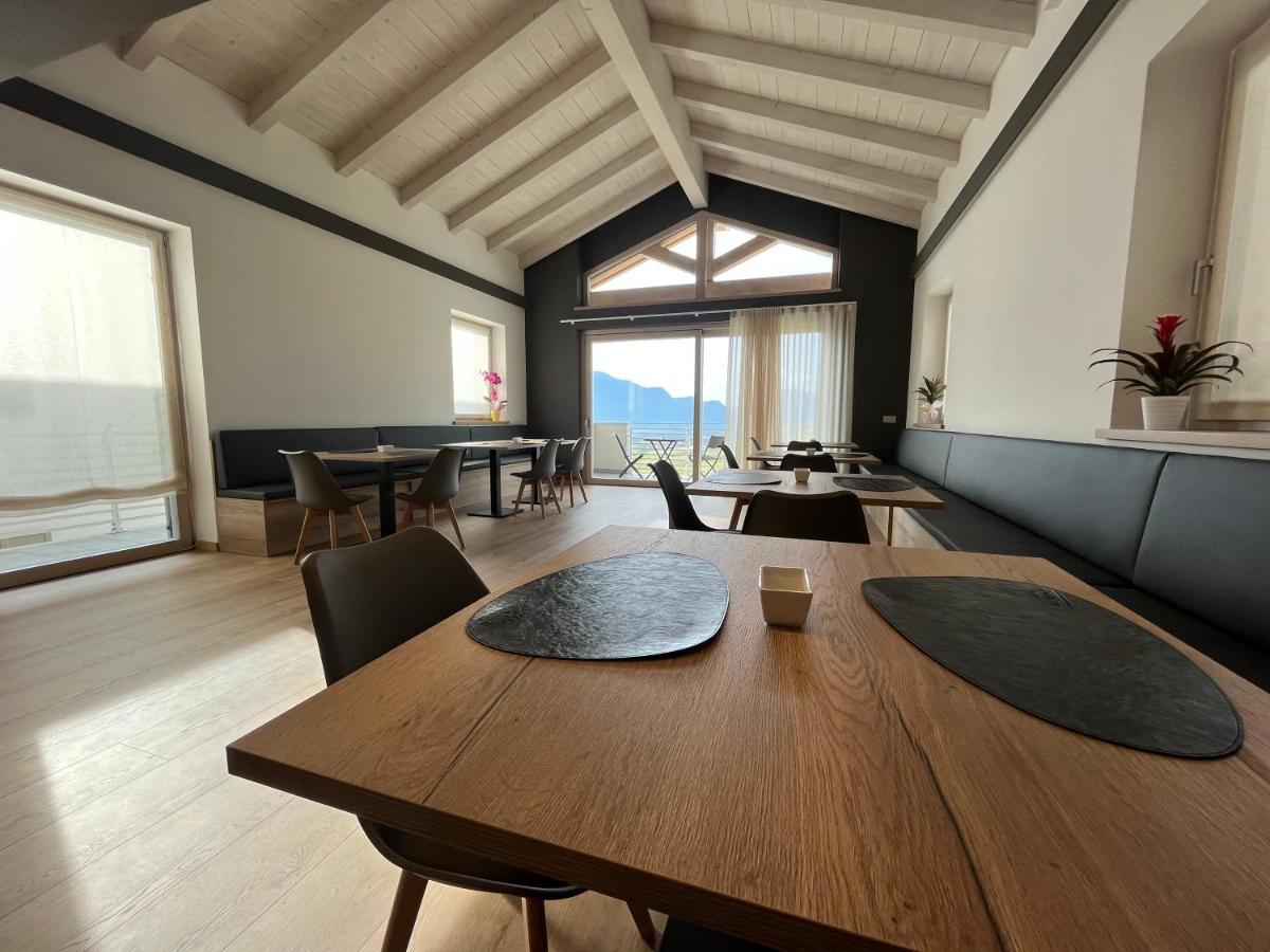 Le Rocce Val Di Non - Quality Room & Breakfast Tassullo Exteriör bild