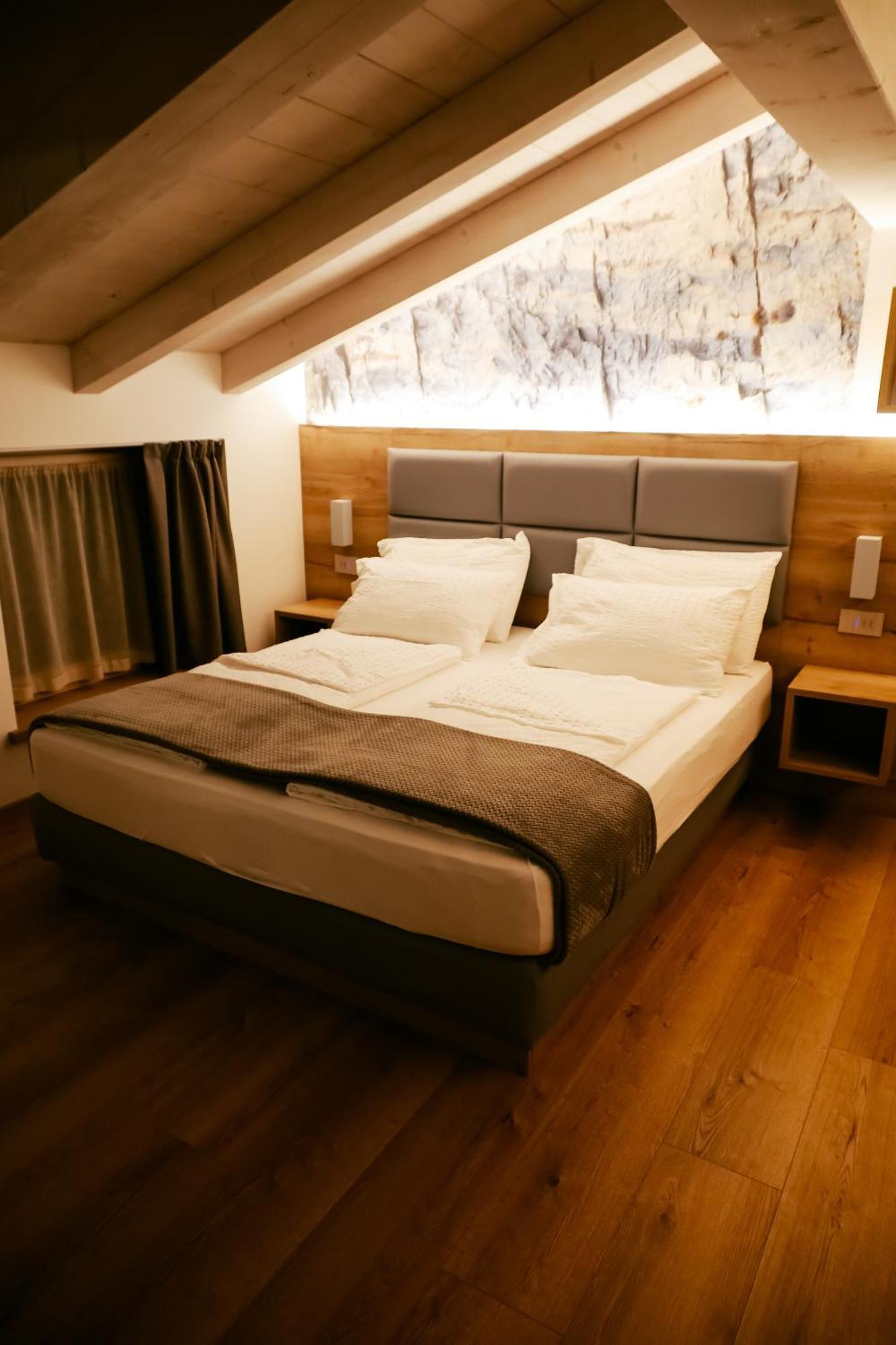 Le Rocce Val Di Non - Quality Room & Breakfast Tassullo Exteriör bild